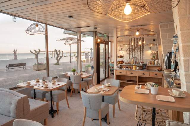 [Photos] Petit déjeuner vue sur mer - Hôtel Le Rivage - Hôtel Châtelaillon-Plage